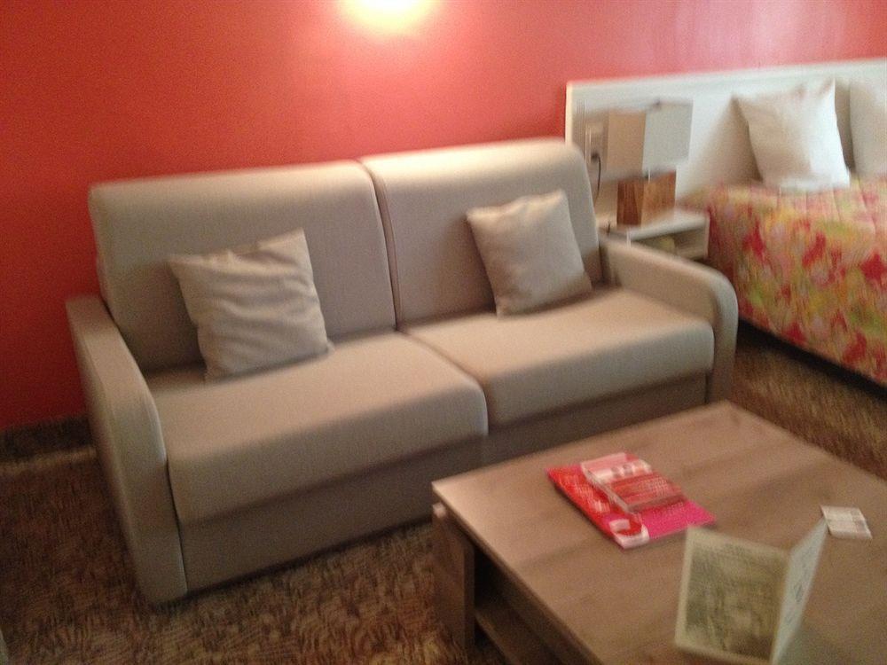 Hotel Le Chapon Fin Moissac Esterno foto