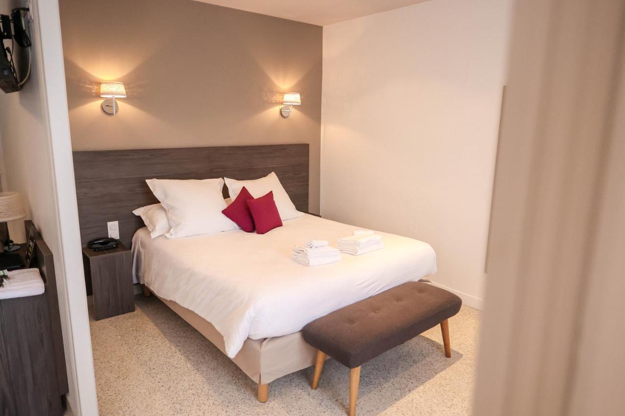 Hotel Le Chapon Fin Moissac Esterno foto