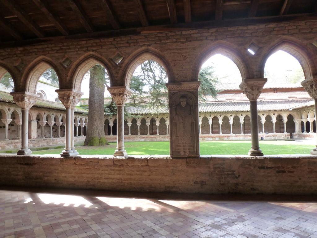 Hotel Le Chapon Fin Moissac Esterno foto