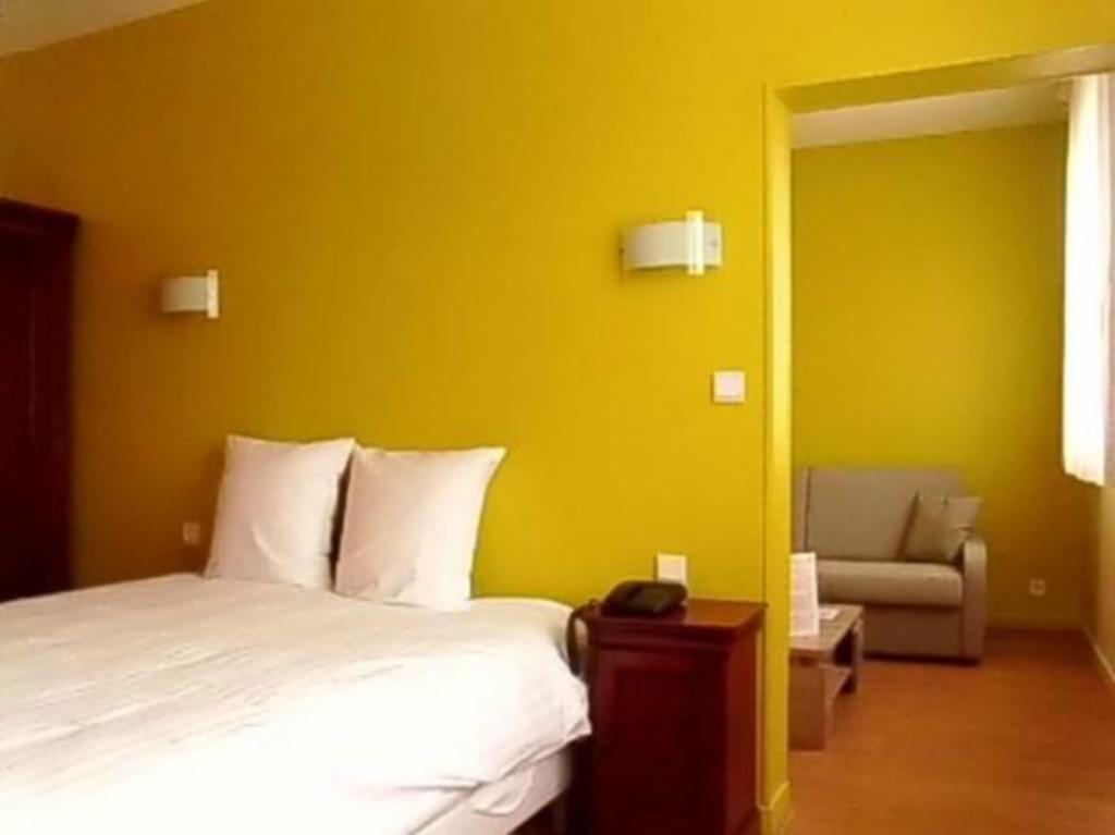 Hotel Le Chapon Fin Moissac Esterno foto